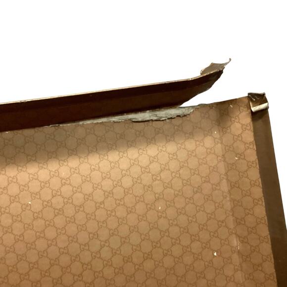 Empty Gucci Box + Accessories - Picture 4 of 5